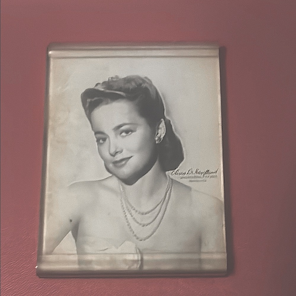 Olivia DeHavilland Warner Bros Pictures